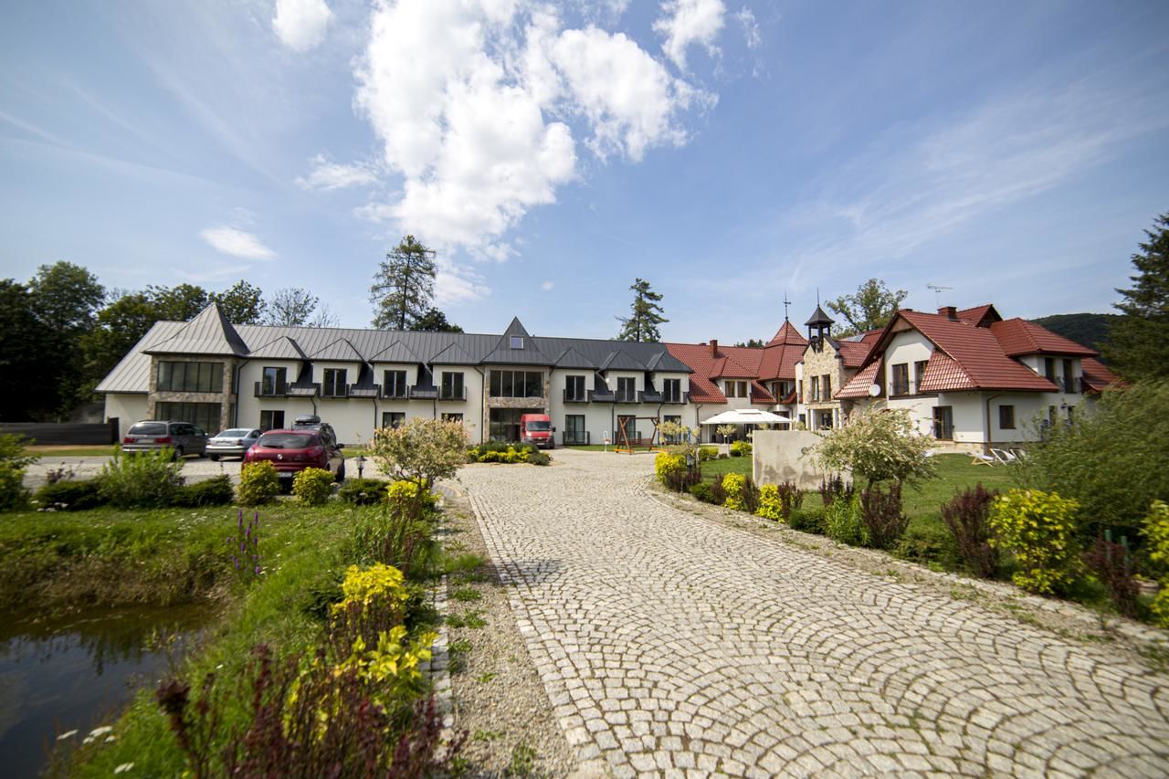 Отель Caryńska Resort & SPA Лютовиска-20